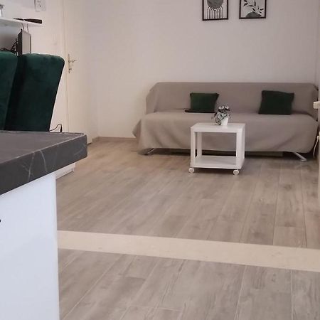 Apartment Seaview Jelsa Racic מראה חיצוני תמונה