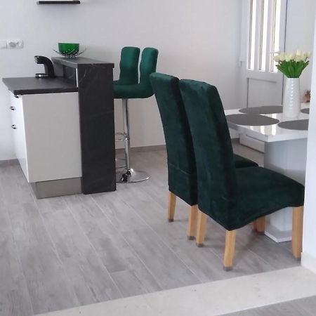 Apartment Seaview Jelsa Racic מראה חיצוני תמונה