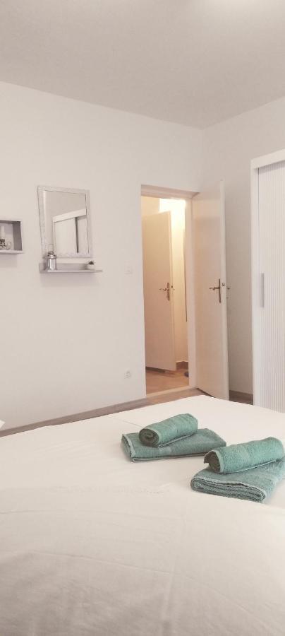 Apartment Seaview Jelsa Racic מראה חיצוני תמונה