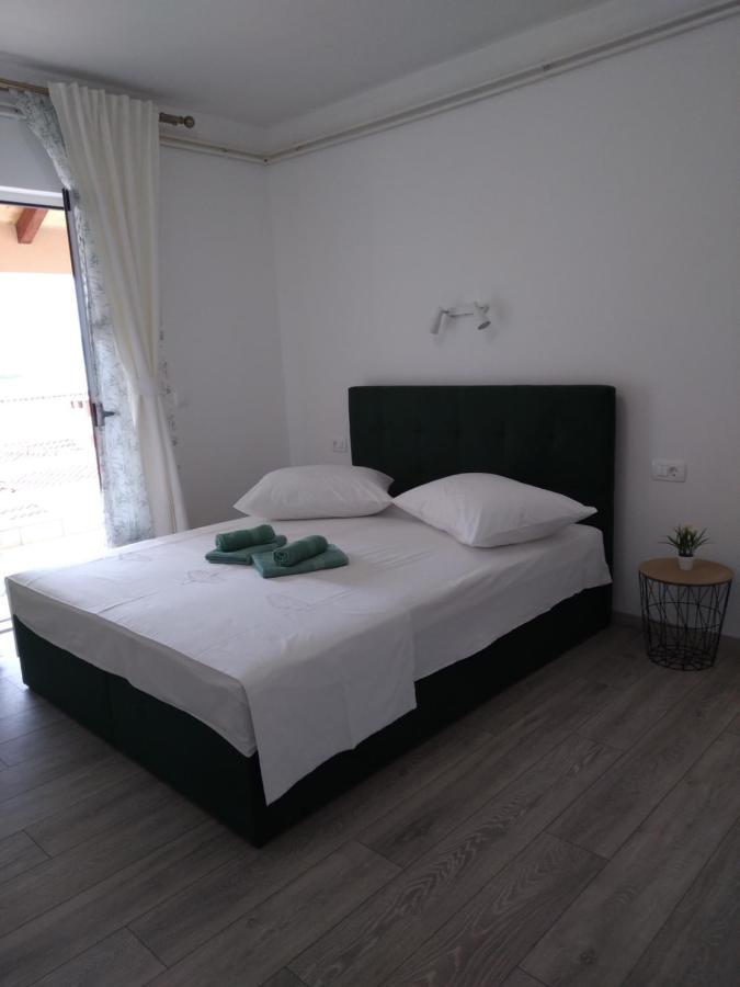 Apartment Seaview Jelsa Racic מראה חיצוני תמונה