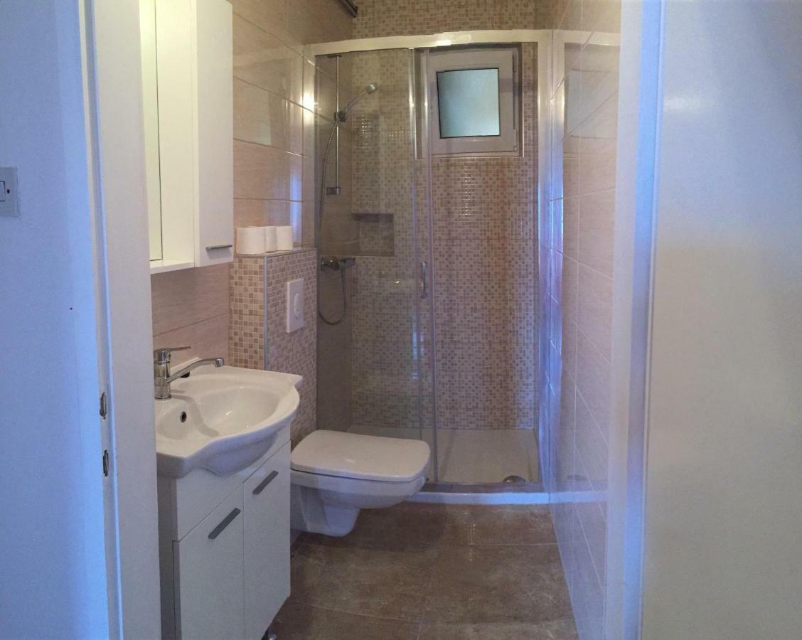 Apartment Seaview Jelsa Racic מראה חיצוני תמונה